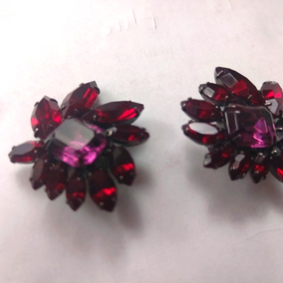 VINTAGE JAY STRONGWATER  AURORA BOREALIS GLASS RHINESTONE EARRINGS CLIP-ON - Picture 4 of 10